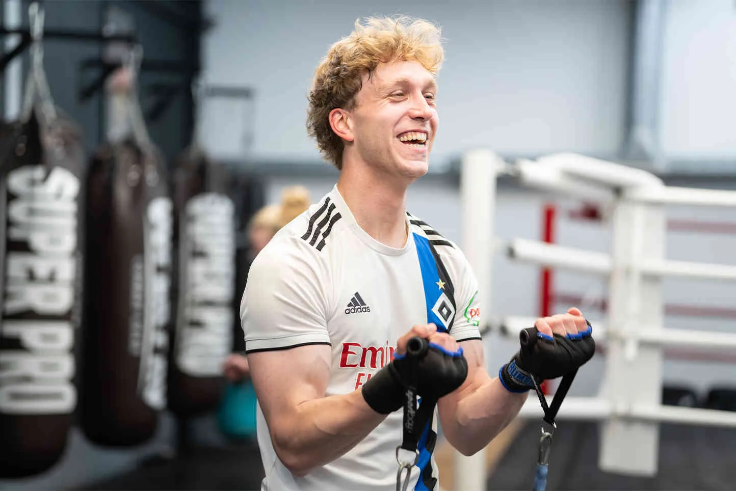 Groepsles fitboxing volgens het HIIT-principe bij BOKS Leiden